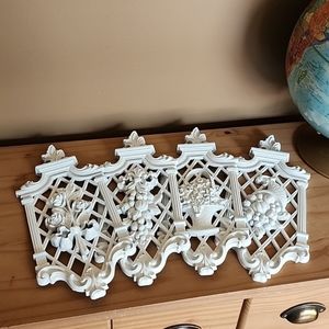 Vintage Dart Inc Seasons wall plaques